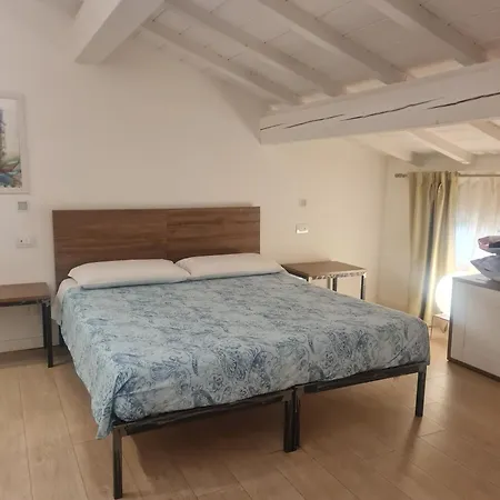 Carrera - Bike アパート